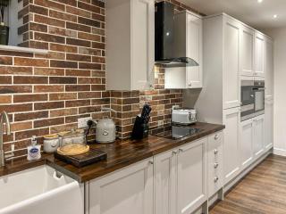 Coachmans Cottage - 7