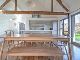 The Cart Shed - Ukc8980 - 3