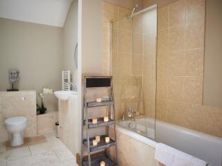 The Milking Parlour - Ukc3681 - 1