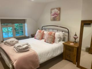 Victory Cottage - 2