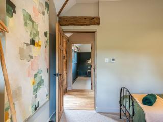 South Stable At Crabtree Farm - Ukc5375 - 1