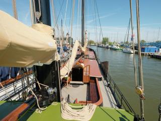 Boat in Leiden near City Center & Museums - 4