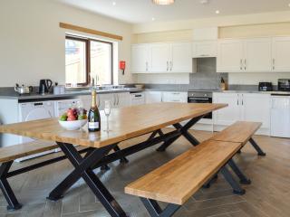 The Farmhouse - Ukc6250 - 3