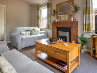 6 Atlantic Crescent - Ukc7103 - 9