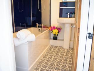 Westeria Cottage - 1