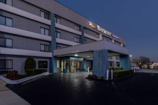 Baymont by Wyndham Arlington At Six Flags Dr - 4