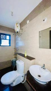 Studio by Worldhubtours - 4