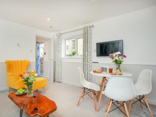 Salty Dog - Ukc6169 - 2