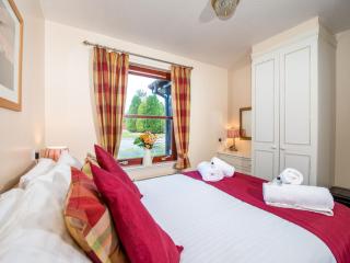 Munro View - Ukc5040 - 3