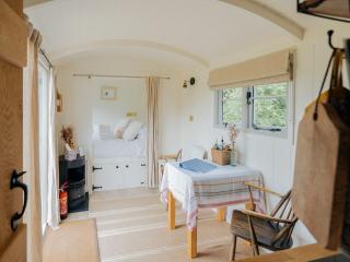 Uk41468 - Lapwing Hut - 5