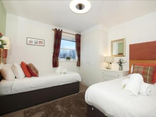 Reindeer Retreat-Ukc5042 - 1