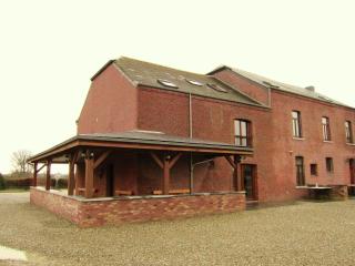 Holiday home in Cul-des-Sarts with roofed terrace - Les Riesses - 4