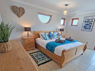 Flag House - Ukc7074 - 6