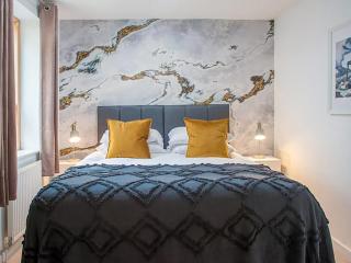 Clifton House - 4