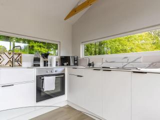 Glass House - Ukc7127 - 7