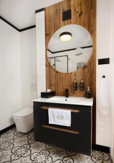 Dethloff Art Residence - 3