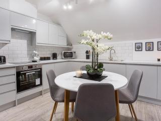Minsters Reach Apartment Four - Uk2749 - 5