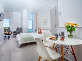 The Lighthouse -Ukc6168 - 9