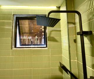 Utopia Port Barton - 2