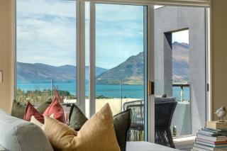 The Highview - Remarkables Panorama - 9