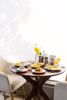 Foxtrail Sector 60 - AM Hotel Kollection, Gurgaon - 1