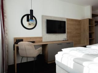 Hotel Goldene Gams - 2