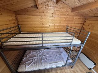 Kleine Holzhütte - 8