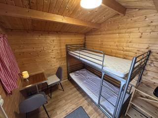 Kleine Holzhütte - 7