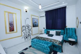 Concrest Suites and Apartments - 0