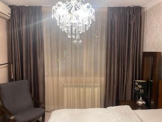ROOM IN A PRIVATE HOUSE - 5min from THERME & AIRPORT - 3