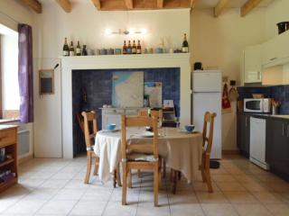 Rural gîte surrounded by fruit trees - Wierre-Effroy - 6