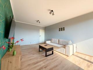 Reja Cozy Comfort Apartment by BookingHost - 3