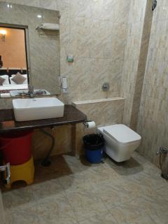 Hotel Milan Residential Muzaffarpur Near Kalambagh Chowk - 6