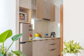 Zenora Hillside Garden - 4