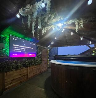 Escape To Our Hot Tub Oasis - 0