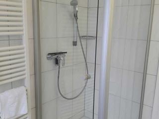 Anne-1-traumhafte-Lage-mit-Garten-und-Strandkorb - 2