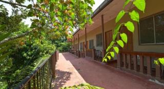 OYO 90630 Mat Leon Village - 6