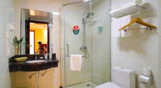 GreenTree Inn Hefei East Wangjiang Road CTCE Express Hotel - 4