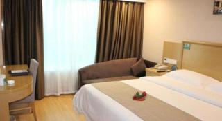 GreenTree Inn Zhumadian Xincai County Yueliang Bay Hotel. - 8