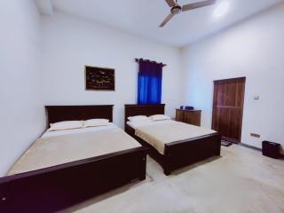 Sara's Grove boutique bungalow - 6