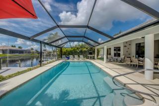 CoralVilla 4Friends - south exposure, pool, office, gulf access - 3