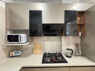 Divine India Service Apartment 3BHK, J-150 - 6