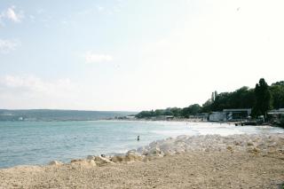 Sunny 2-bedroom apartment with sea view - Varna City - 5