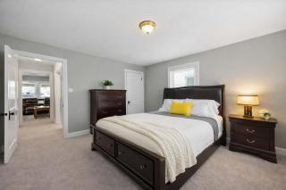 NEW Spacious Louisville Home with Backyard Oasis - 9