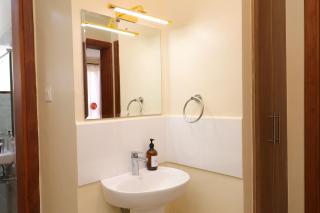 Serenity Stays-Deluxe Shawmut suites - 6