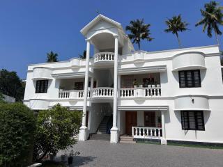 Om Shanti Apartments - 8