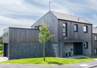 Pineawn luxury on golf course, near beach - 2