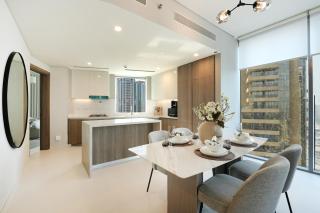 Spectacular 3BR Apartment W 360 Views - 4