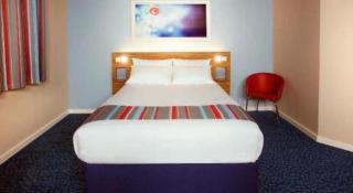 Travelodge Newcastle Whitemare Pool - 5