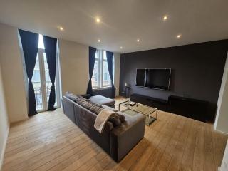 Luxury Triplex Stylish 2BR Apartment in Brussels - 8